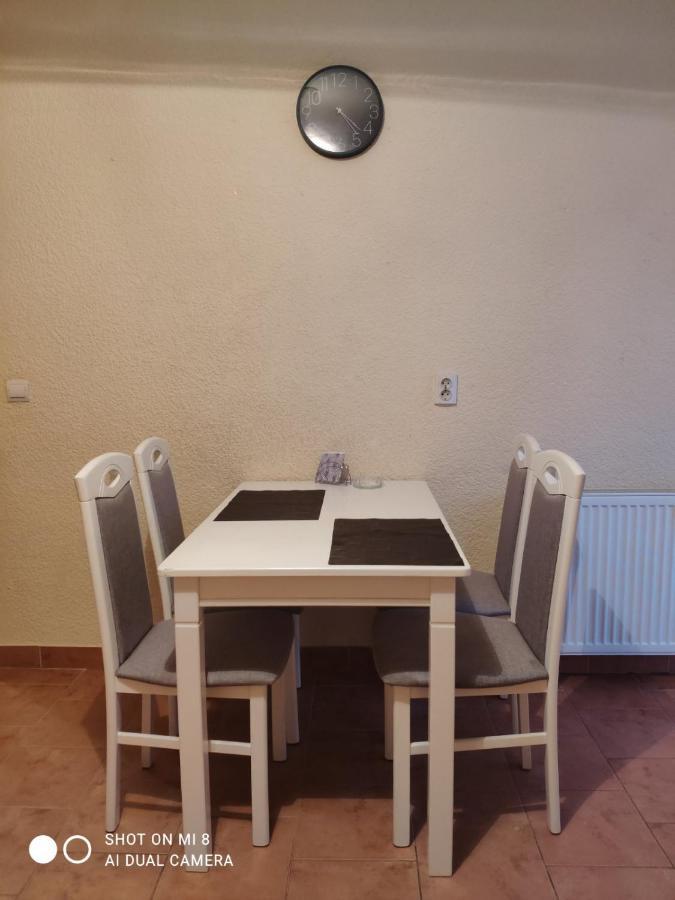 Apartments Domovik Мостова 5 Кв 44 穆卡切沃 外观 照片