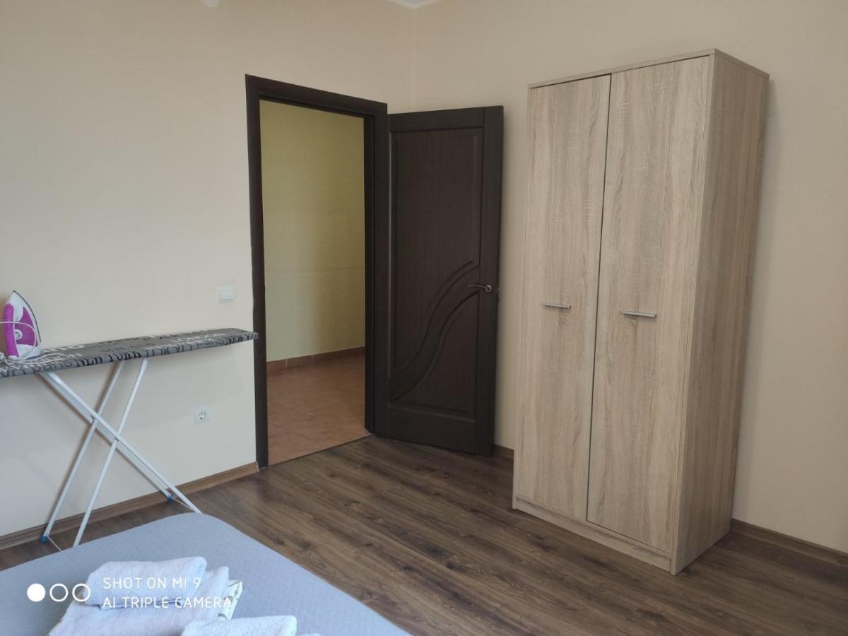 Apartments Domovik Мостова 5 Кв 44 穆卡切沃 外观 照片